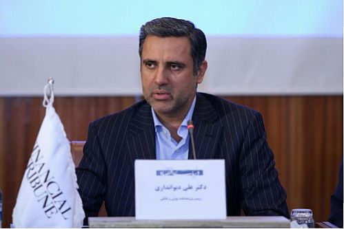 نرخ ها در بازار پول و سرمایه به تعادل برسد